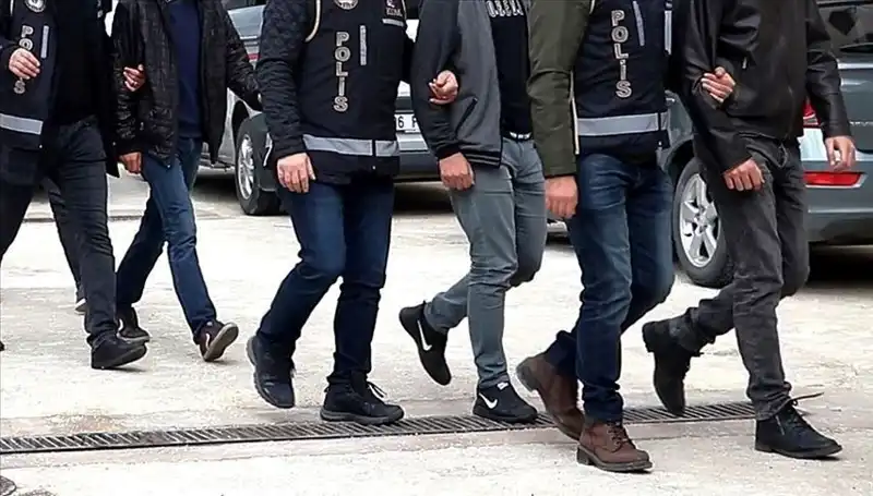 Ankara ve Antalya’da Fuhuş Operasyonu: 20 Şüpheli Yakalandı!