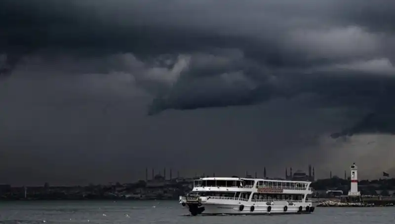 İstanbul ve Çevresi İçin Sağanak Yağış Uyarısı: Hazırlığınızı Yapın!