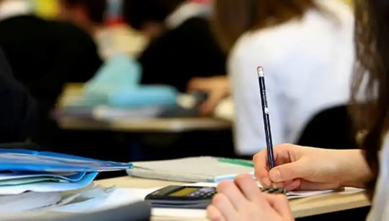 2023 Yılında Üniversite Kontenjanlarında Ciddi Düşüş Nedenleri ve Sonuçları