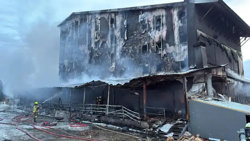 Uludağ'daki Otel Yangınında İki Can Kaybı: Şampiyon Kayakçı Berkin Usta'nın Acı Kayıp