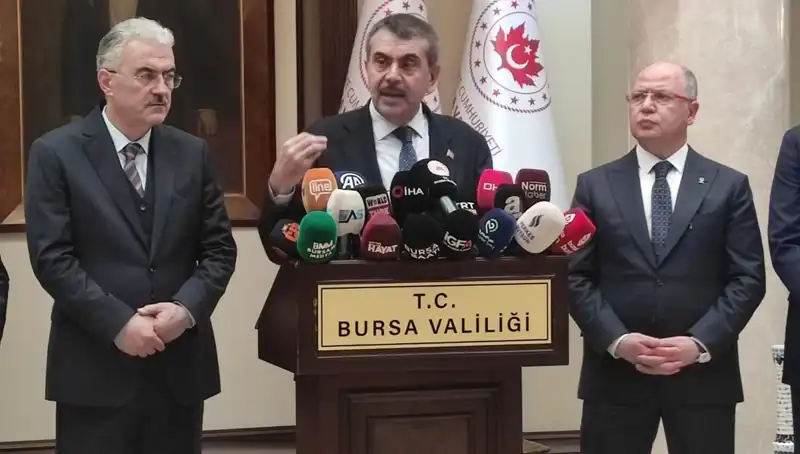 Bakan Tekin’den Çalışanlara Protesto Yasağı: Yaptırımlar Kapıda!
