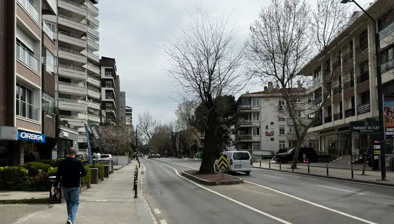 Kadıköy'de Tehlike Saçan Cadde: Sürekli Kaza Olan Nokta!